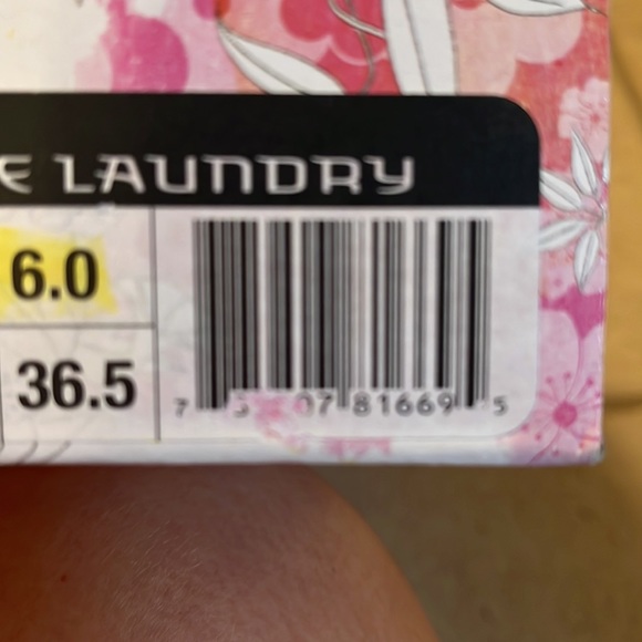 Chinese Laundry size 6 - Picture 2 of 2